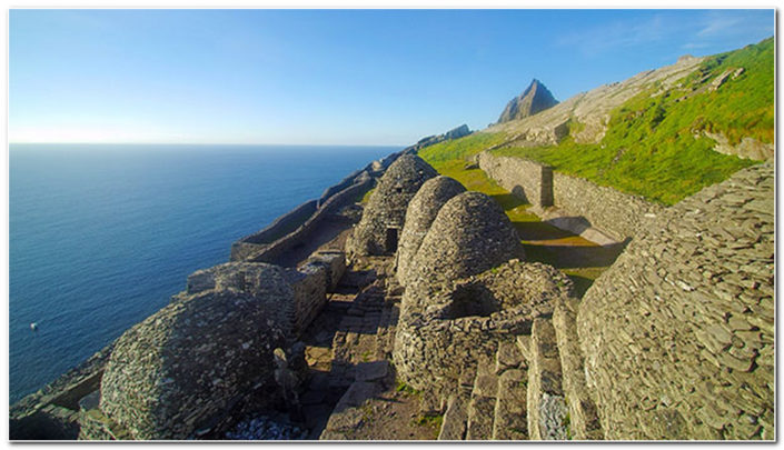 skellig michael monastery buildings